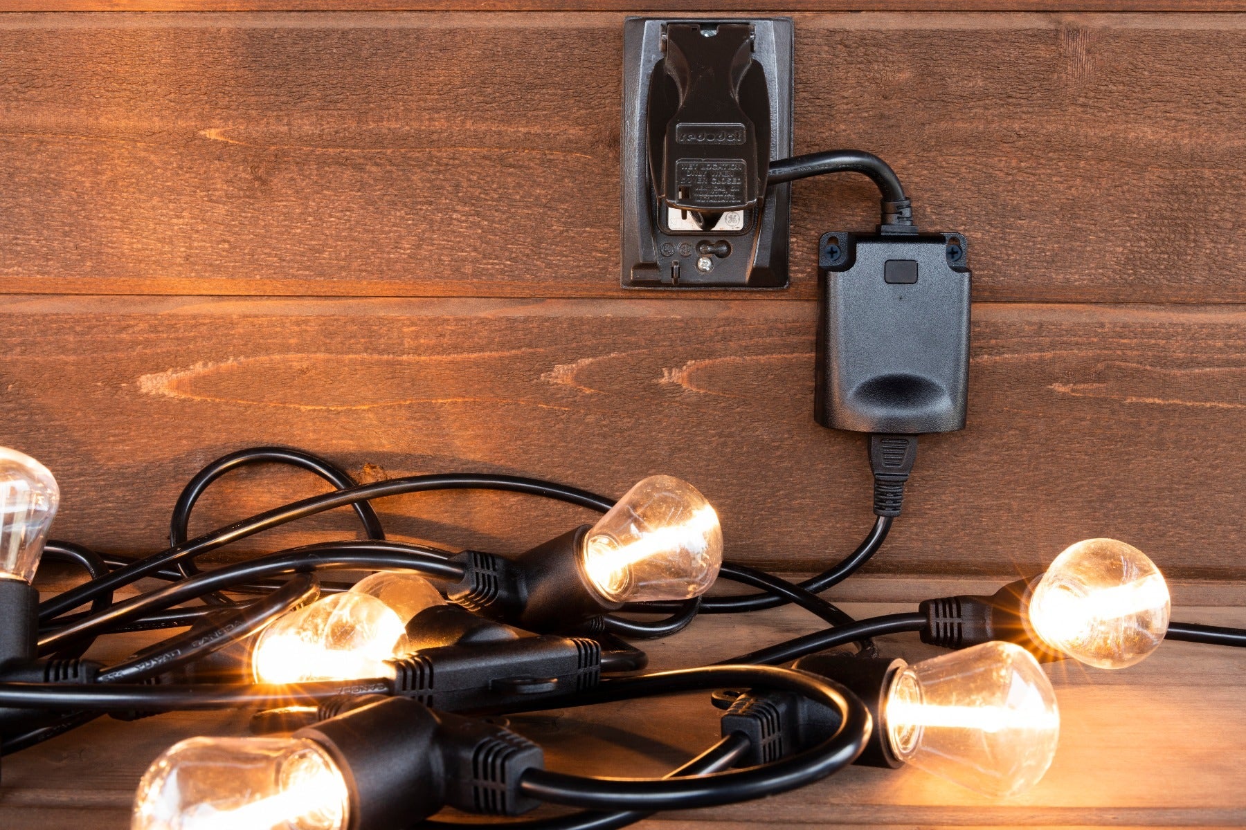 Enbrighten Zigbee Plug-in Outdoor Smart Switch, Black
